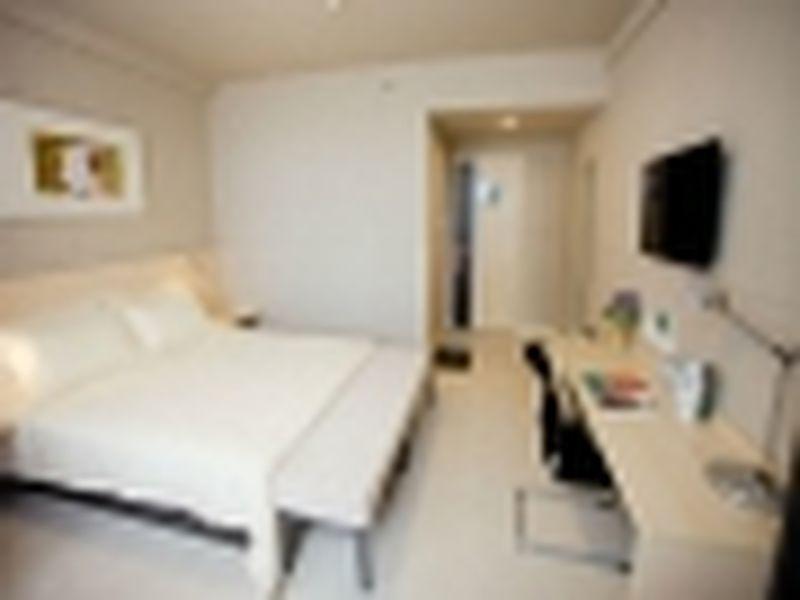 Jinjiang Inn Sanya Hexi Road Qingren Bridge Екстер'єр фото