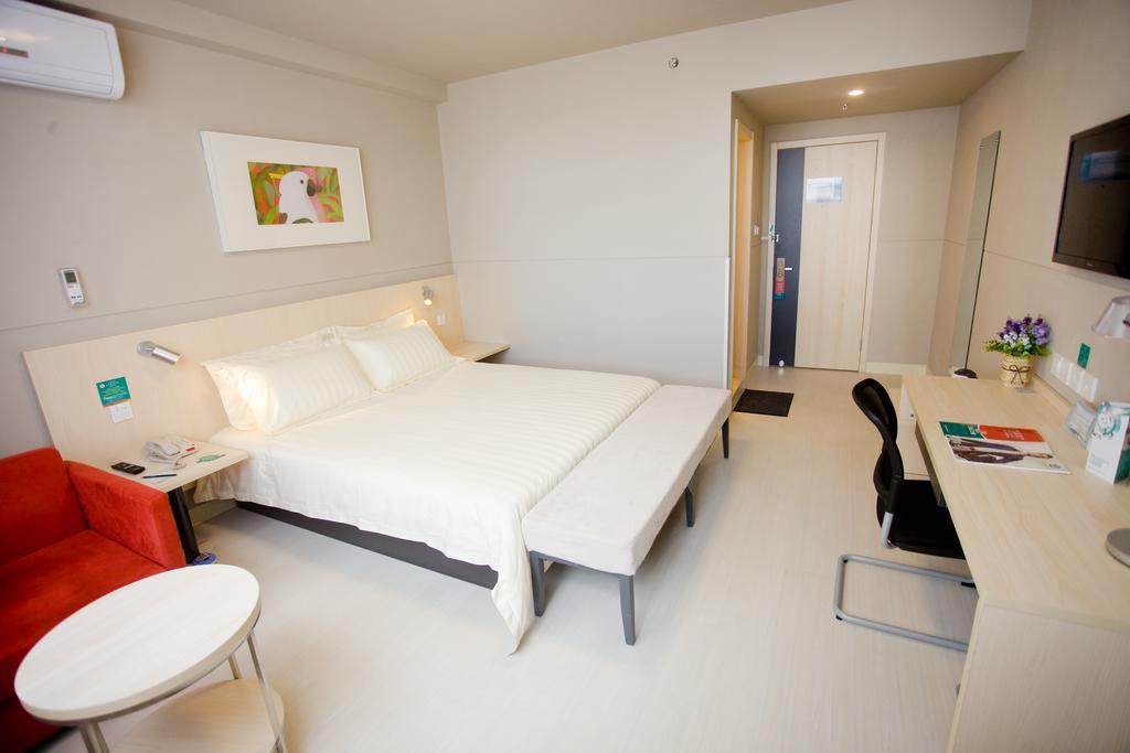 Jinjiang Inn Sanya Hexi Road Qingren Bridge Екстер'єр фото